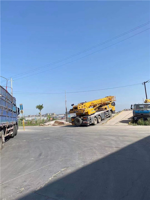 福绵区25吨吊车的租赁价格大概是多少？